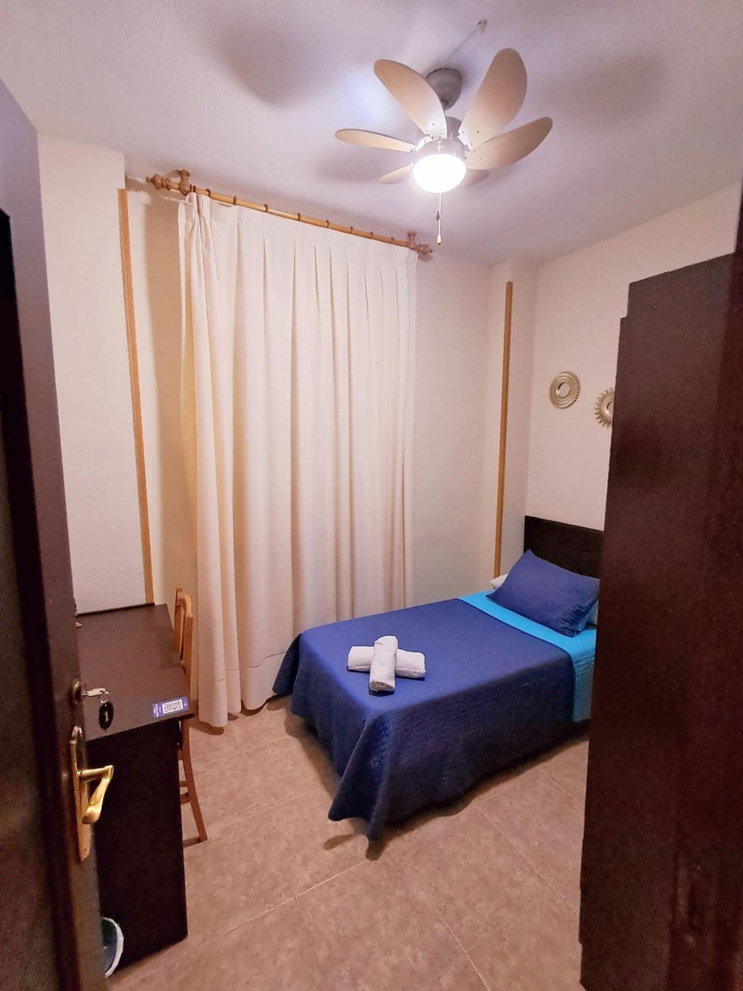 Hostal Dona Maria Valdemoro Exteriér fotografie