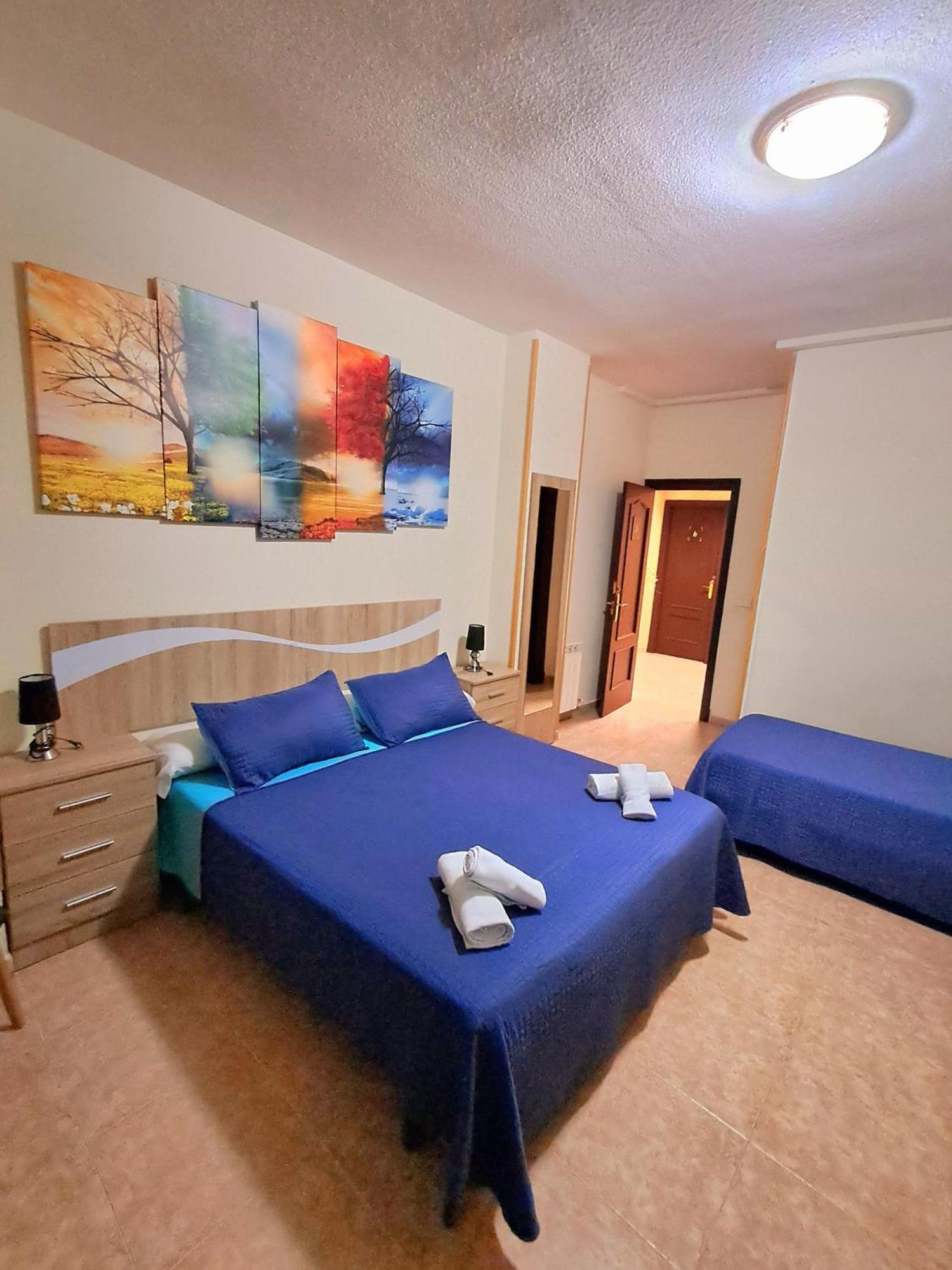 Hostal Dona Maria Valdemoro Exteriér fotografie